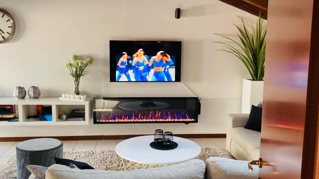 Ferienwohnung Casacamelia 35, 3 Bdrm With View Lake Como Acquaseria Exterior foto